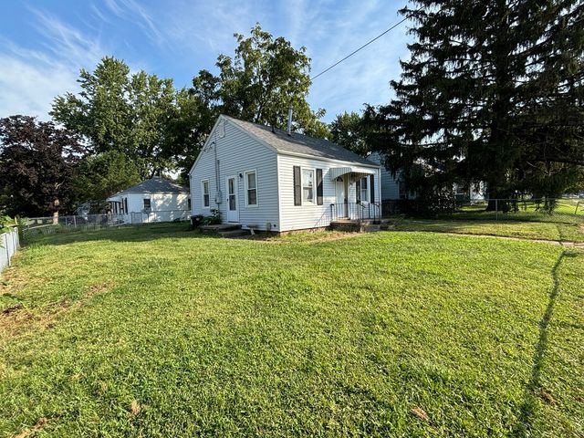 3166 Mc Kinley Avenue, Davenport, IA 52802