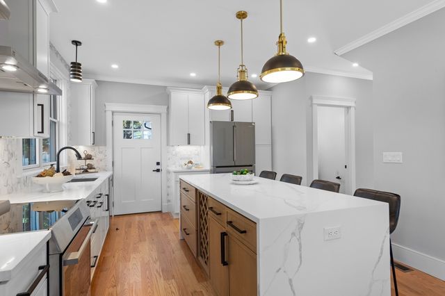 595 Winthrop St, Medford, MA 02155