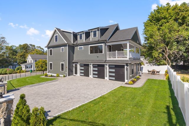 595 Winthrop St, Medford, MA 02155