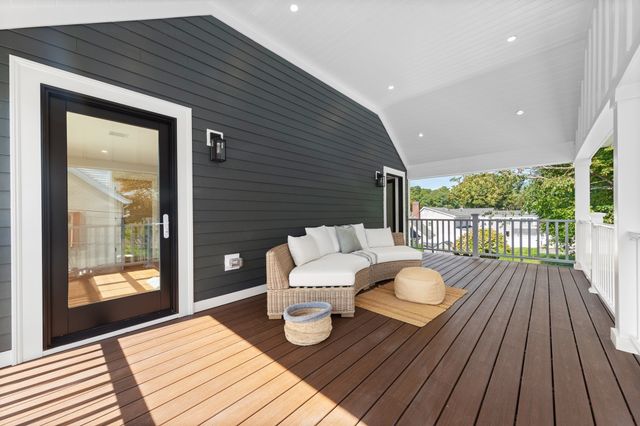 595 Winthrop St, Medford, MA 02155