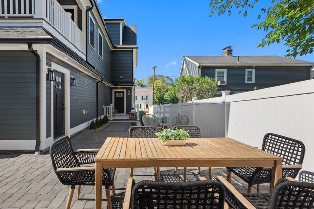 595 Winthrop St, Medford, MA 02155