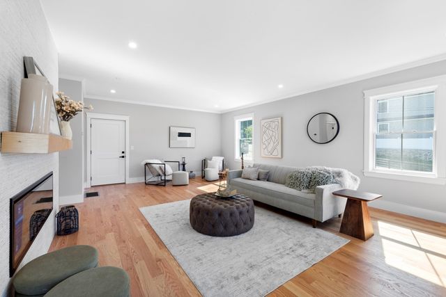 595 Winthrop St, Medford, MA 02155