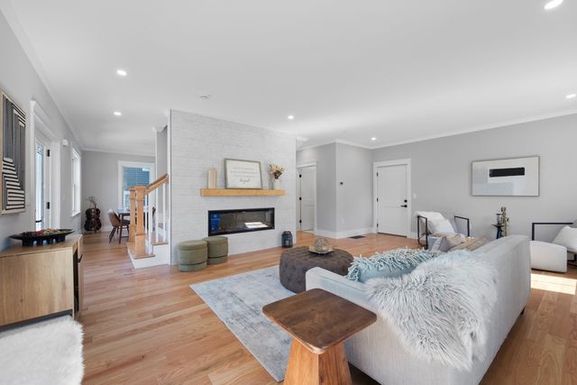 595 Winthrop St, Medford, MA 02155