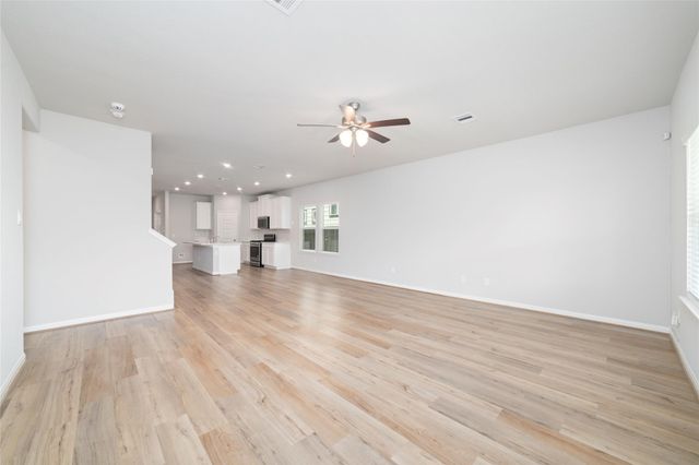 910 Modesto Drive, Rosharon, TX 77583
