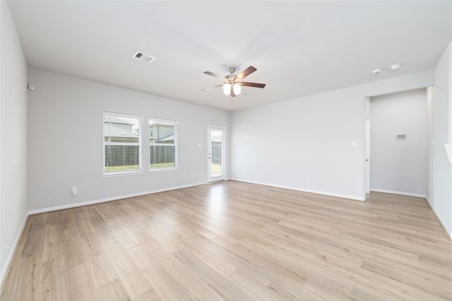 910 Modesto Drive, Rosharon, TX 77583
