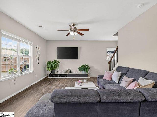 904 Liberty Walk Lane, Simpsonville, SC 29681