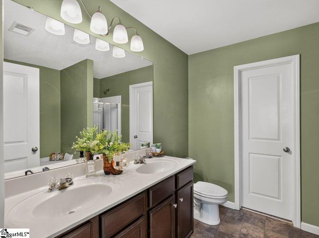 904 Liberty Walk Lane, Simpsonville, SC 29681
