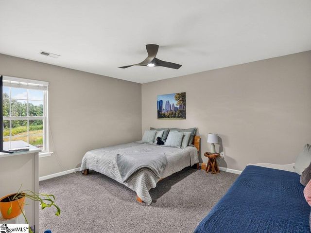 904 Liberty Walk Lane, Simpsonville, SC 29681