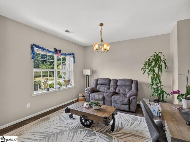 904 Liberty Walk Lane, Simpsonville, SC 29681