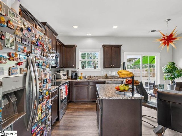904 Liberty Walk Lane, Simpsonville, SC 29681