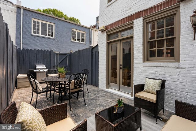 3203 CHERRY HILL LN NW, Washington, DC 20007