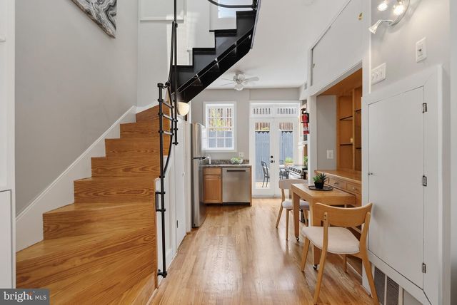 3203 CHERRY HILL LN NW, Washington, DC 20007