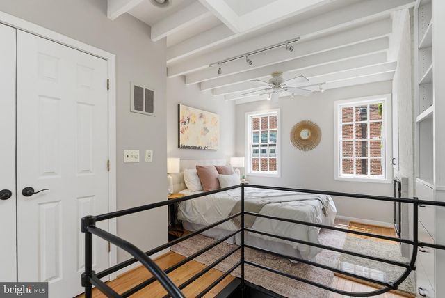 3203 CHERRY HILL LN NW, Washington, DC 20007