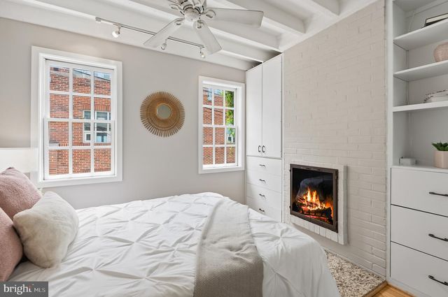3203 CHERRY HILL LN NW, Washington, DC 20007
