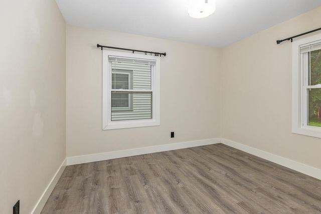 1257 Hillcrest Avenue, Grand Rapids, MI 49504