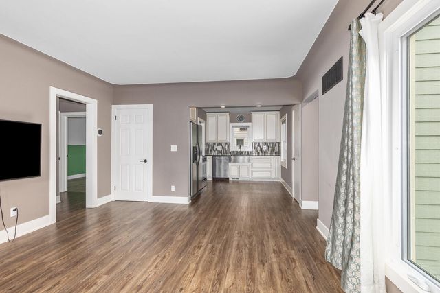 1257 Hillcrest Avenue, Grand Rapids, MI 49504
