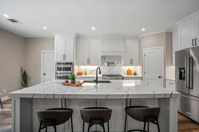 5835 Pinelake Crossing Drive, Spring, TX 77379