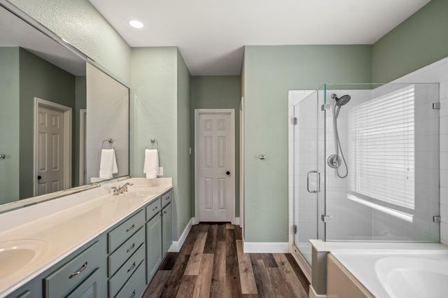 5835 Pinelake Crossing Drive, Spring, TX 77379