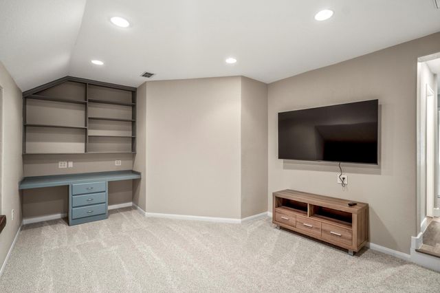 5835 Pinelake Crossing Drive, Spring, TX 77379