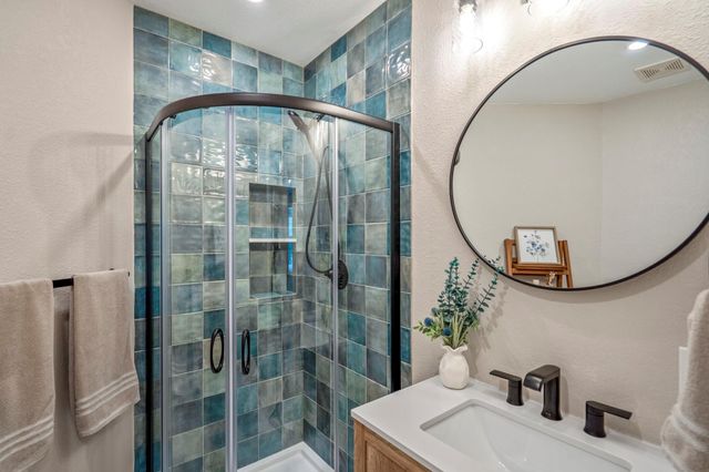 5835 Pinelake Crossing Drive, Spring, TX 77379