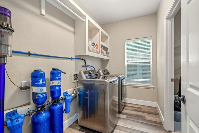 5835 Pinelake Crossing Drive, Spring, TX 77379