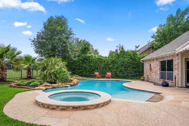 5835 Pinelake Crossing Drive, Spring, TX 77379