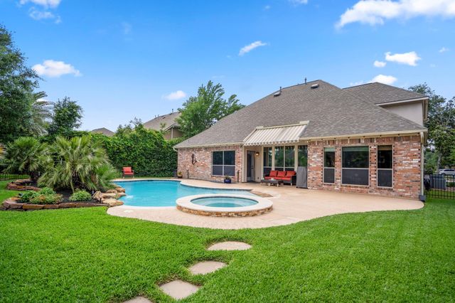 5835 Pinelake Crossing Drive, Spring, TX 77379
