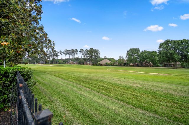 5835 Pinelake Crossing Drive, Spring, TX 77379