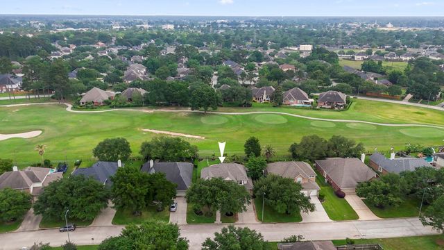 5835 Pinelake Crossing Drive, Spring, TX 77379