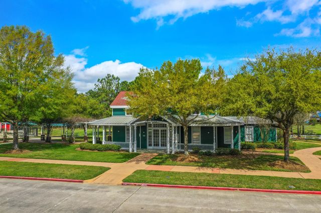 5835 Pinelake Crossing Drive, Spring, TX 77379