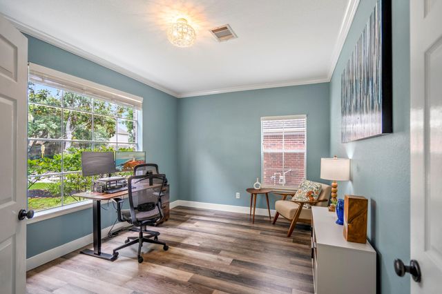 5835 Pinelake Crossing Drive, Spring, TX 77379