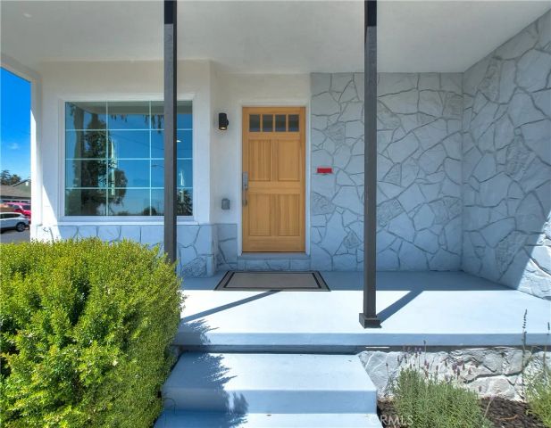 424 N Via Val Verde, Montebello, CA 90640