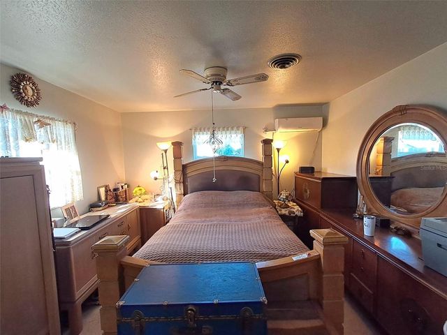 517 RAVENNA STREET N, Nokomis, FL 34275