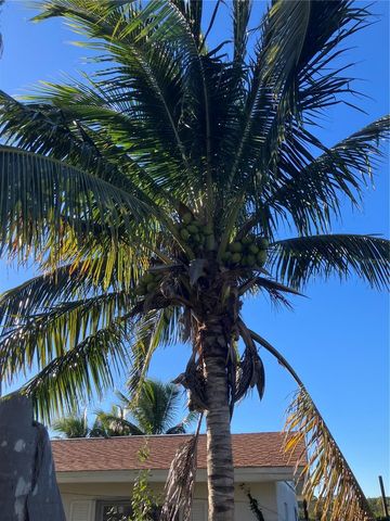 517 RAVENNA STREET N, Nokomis, FL 34275