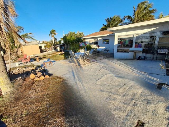 517 RAVENNA STREET N, Nokomis, FL 34275