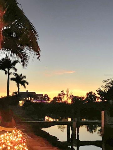 517 RAVENNA STREET N, Nokomis, FL 34275