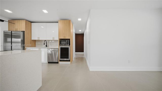 12471 SW 190th Ter, Miami, FL 33177