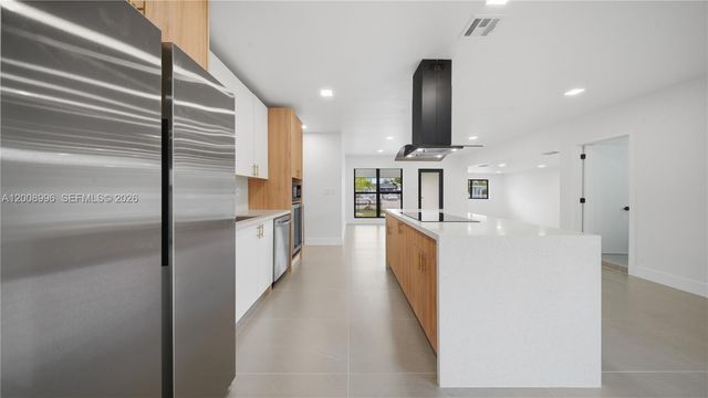 12471 SW 190th Ter, Miami, FL 33177