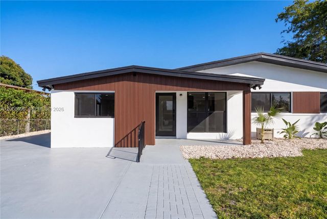 12471 SW 190th Ter, Miami, FL 33177