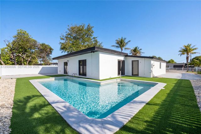 12471 SW 190th Ter, Miami, FL 33177