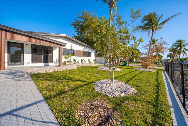 12471 SW 190th Ter, Miami, FL 33177