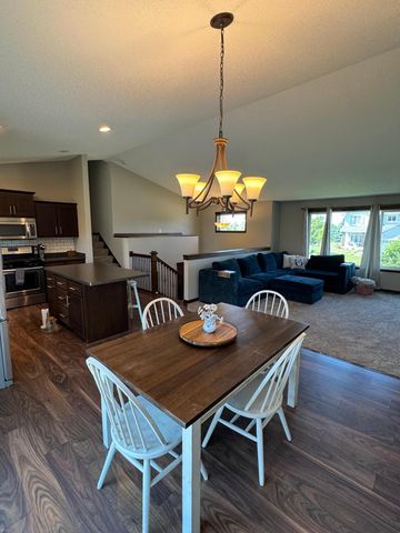 299 Krause Avenue W, Delano, MN 55328