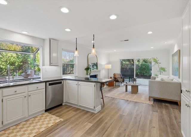 57 Apache Ct, San Ramon, CA 94583