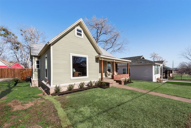 1305 E Peach Street, Fort Worth, TX 76102