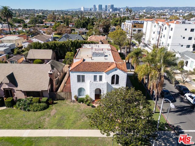 1601 S Hayworth Avenue, Los Angeles, CA 90035