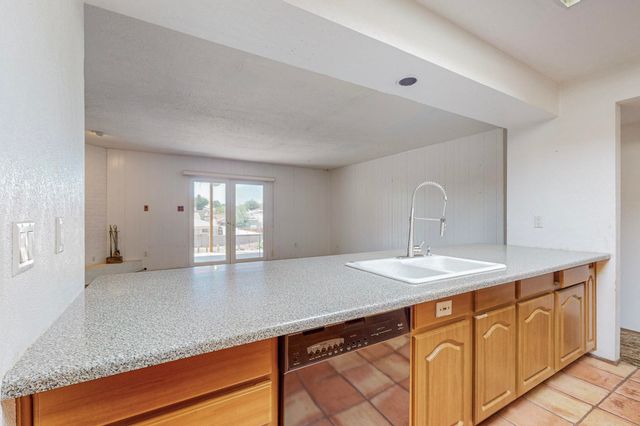 9308 Spain Road NE, Albuquerque, NM 87111