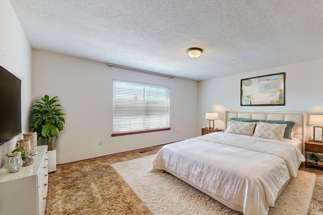 9308 Spain Road NE, Albuquerque, NM 87111