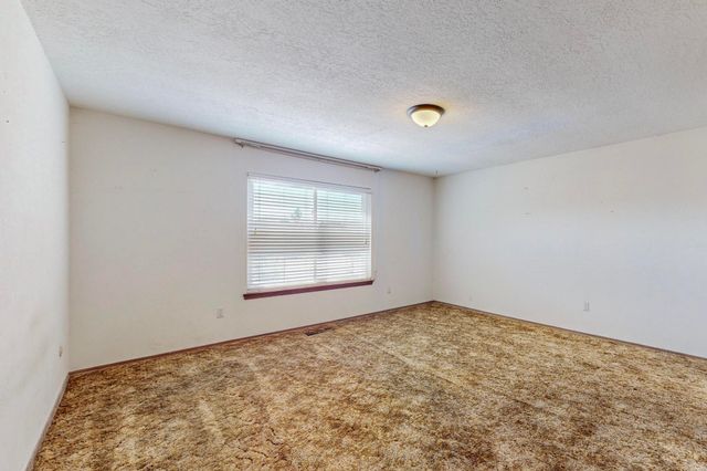 9308 Spain Road NE, Albuquerque, NM 87111