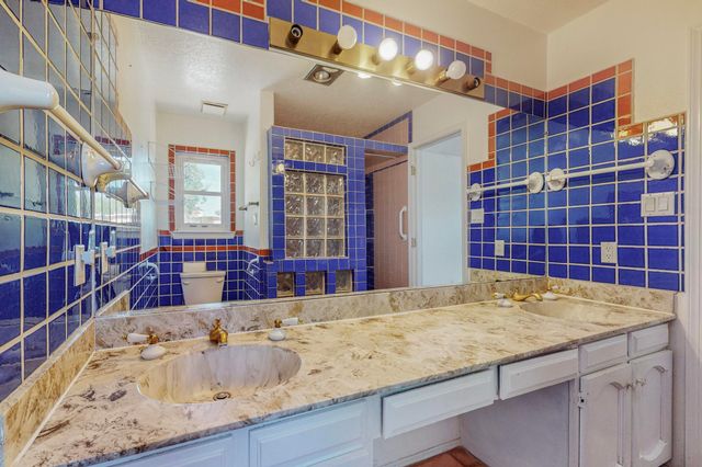 9308 Spain Road NE, Albuquerque, NM 87111