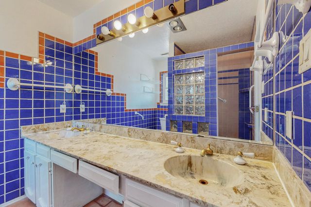 9308 Spain Road NE, Albuquerque, NM 87111